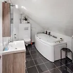 Beach Front Home In Torvikbygd With Wifi