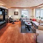 Beach Front Home In Torvikbygd With Wifi